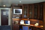 Deluxe Suite Stateroom  Picture