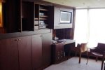 Penthouse Suite Stateroom Picture