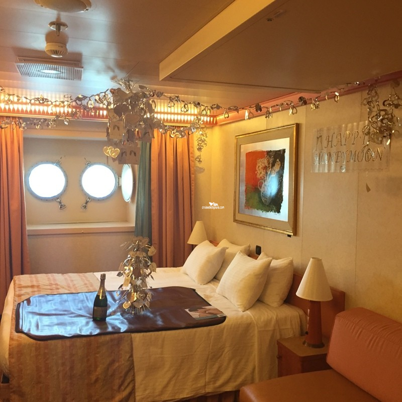 carnival cruise porthole rooms