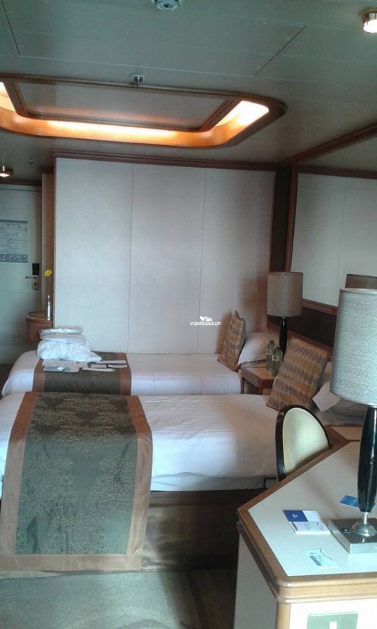 azura cruise ship family room
