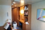 Deluxe Oceanview Stateroom Picture