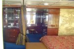 Penthouse Stateroom Picture