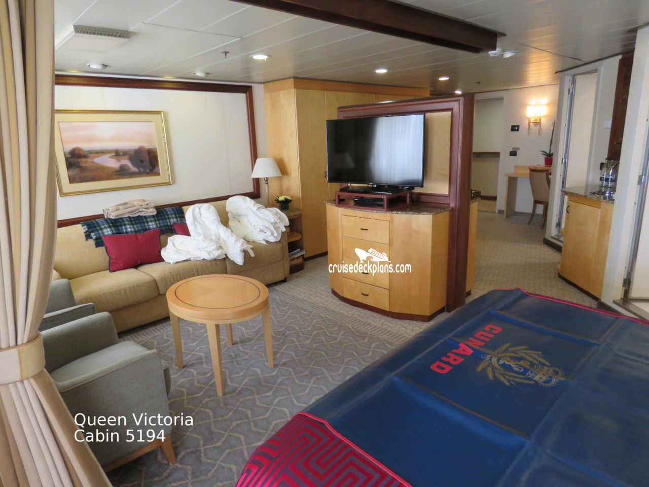Queen Victoria Queens Suite Category