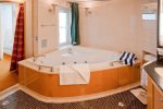 Forward-Facing Deluxe Penthouse Stateroom Picture