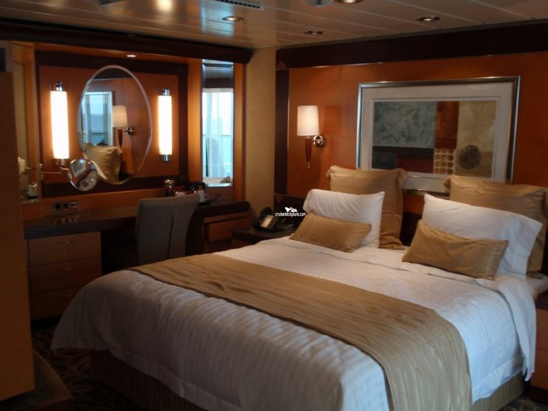 Independence Of The Seas Owners Suite