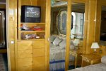 Forward-Facing Deluxe Penthouse Stateroom Picture