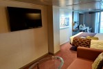 Suite with Whirlpool Bath Stateroom Picture