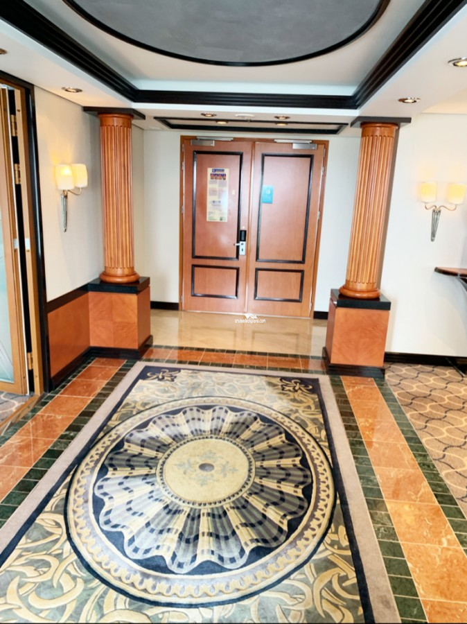 Mariner of the Seas Royal Suite Stateroom