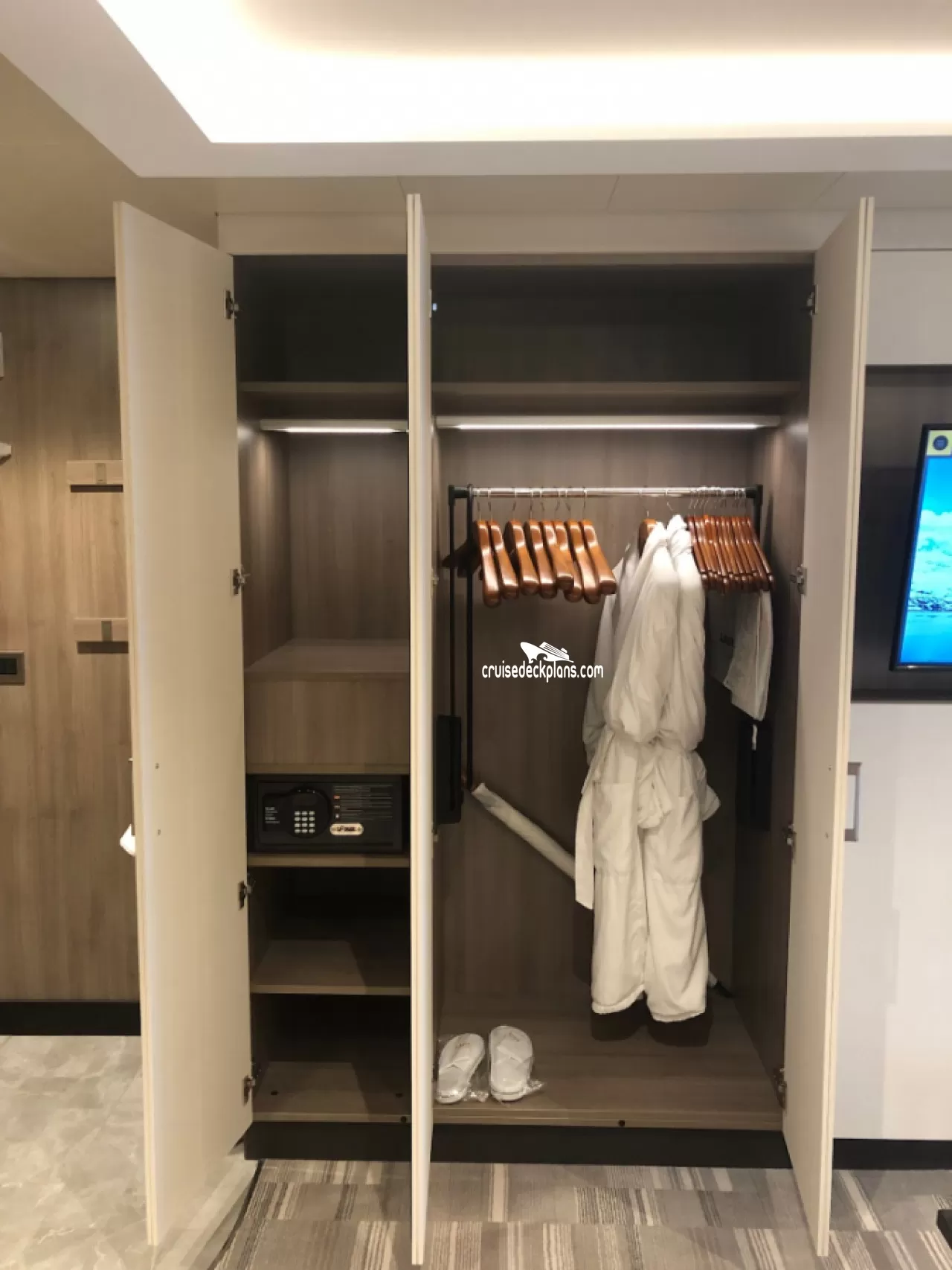 Haven Forward Penthouse Stateroom Picture Uploaded in 2019 Forward-Penthouse Stateroom Picture