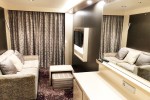 Deluxe Owners Suite Stateroom Picture