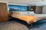 Deluxe Verandah Stateroom Picture