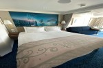 Family-Oceanview Stateroom Picture