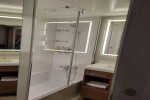 Deluxe Verandah Stateroom Picture