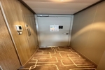 Aqua Class Stateroom Picture