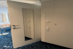 Deluxe Verandah Stateroom Picture