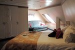 Deluxe Oceanview Stateroom Picture