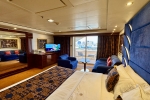 YC-Deluxe Stateroom Picture