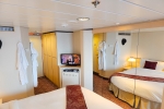 Aqua Stateroom Picture