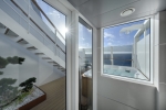 Yacht-Duplex-Whirlpool Cabin Picture