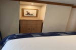 Deluxe Verandah Stateroom Picture
