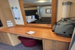 Deluxe Verandah Stateroom Picture