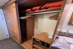 Deluxe Verandah Stateroom Picture