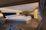 Infinite Stateroom Cabin 10587. Picture