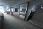 Signature Stateroom Cabin 16609. Picture