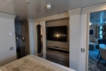 One Bedroom Suite Stateroom Cabin 8032. Picture