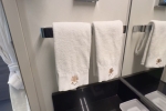 Yacht-Deluxe Stateroom Cabin 16029. Picture