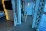 InfiniteF Stateroom Cabin 9292. Picture