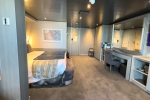 Yacht-Club-Deluxe Stateroom Cabin 16027. Picture