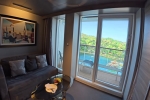Yacht-Deluxe Stateroom Cabin 18006. Picture