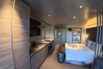 Yacht-Deluxe Stateroom Cabin 18006. Picture