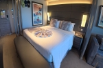 Yacht-Deluxe Stateroom Cabin 18006. Picture