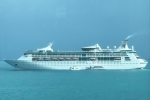 Grandeur of the Seas Ship Picture  2