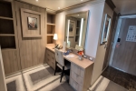 Signature Stateroom Cabin 7102. Picture