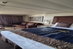 Yacht-Club-Deluxe Stateroom Cabin 15019. Picture