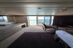 Yacht-Club-Deluxe Stateroom Cabin 15019. Picture