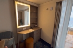 Deluxe-Verandah Stateroom Cabin 8692. Picture