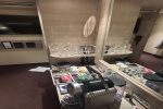 Yacht-Club-Interior Stateroom Cabin 15023. Picture