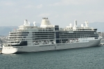 Silver Ray Ship Picture  3