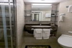 Deluxe Veranda Suite Stateroom Picture