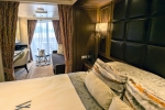 Deluxe Veranda Suite Stateroom Picture