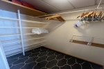 Junior Suite Stateroom Cabin 9258. Picture