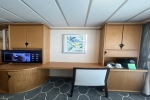 Junior Suite Stateroom Cabin 9272. Picture