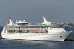 Enchantment of the Seas Ship Picture  3