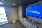 Yacht-Club-Deluxe Stateroom Cabin 19040. Picture