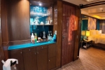 Owners Suite Stateroom Cabin 9004. Picture