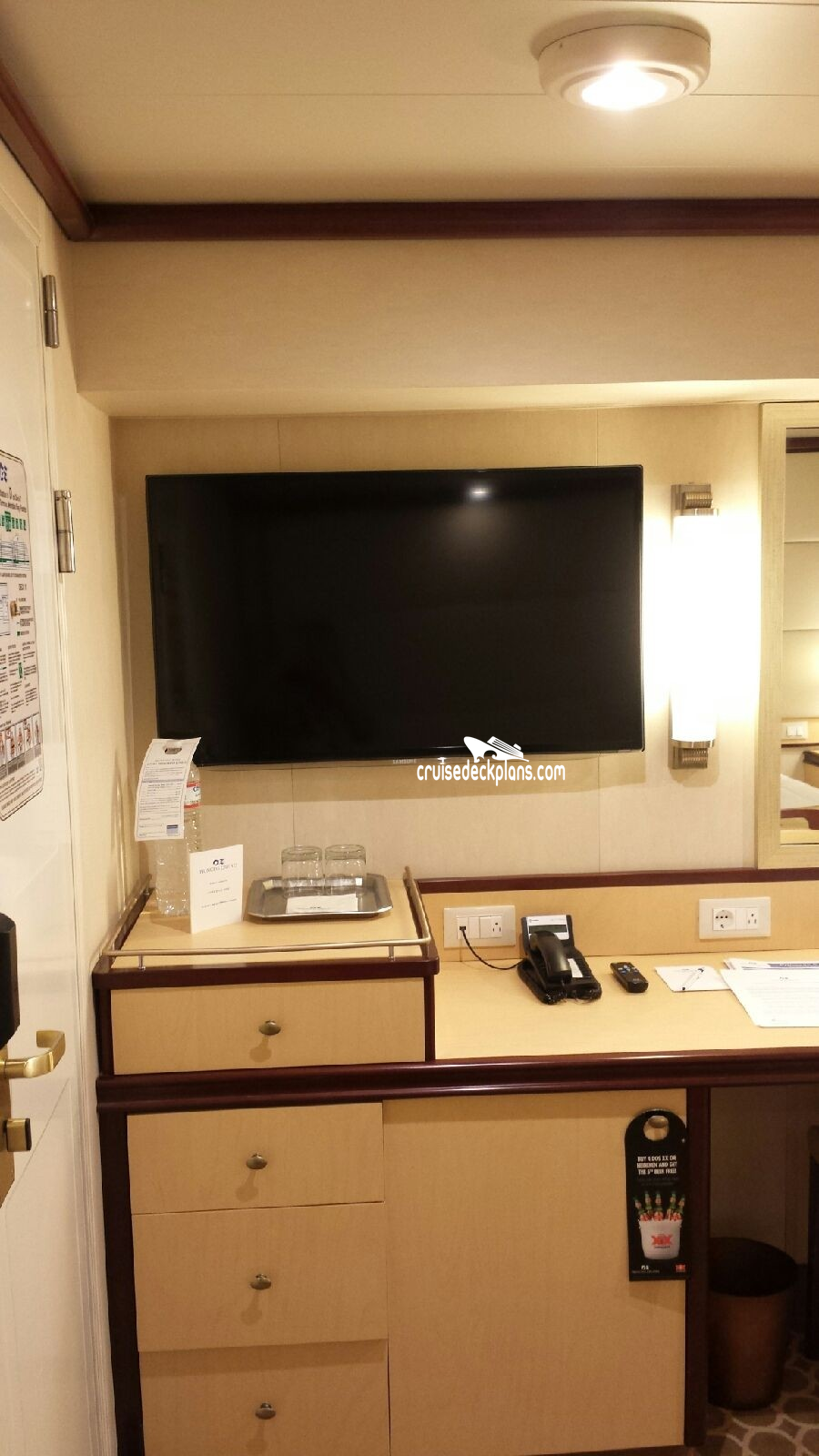 Stateroom M405 Royal Princess III